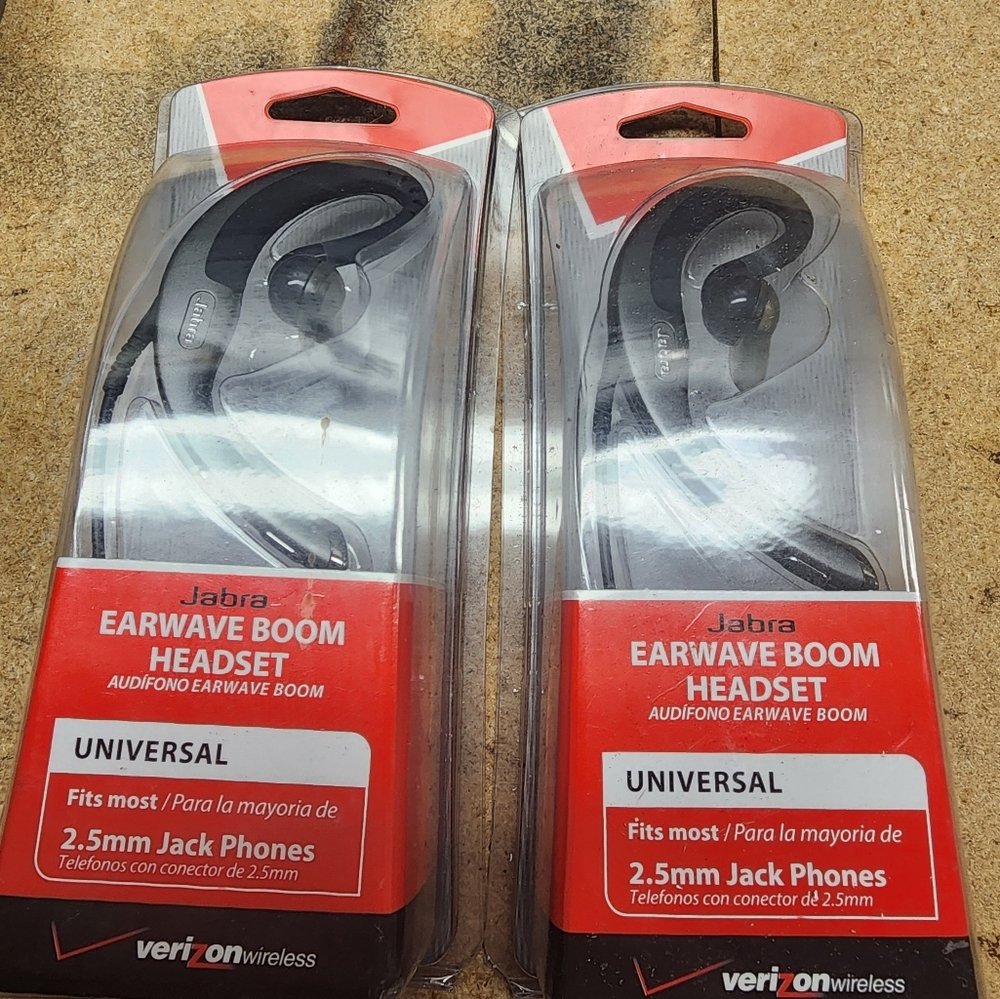2 Verizon Earwave Boom Headsets